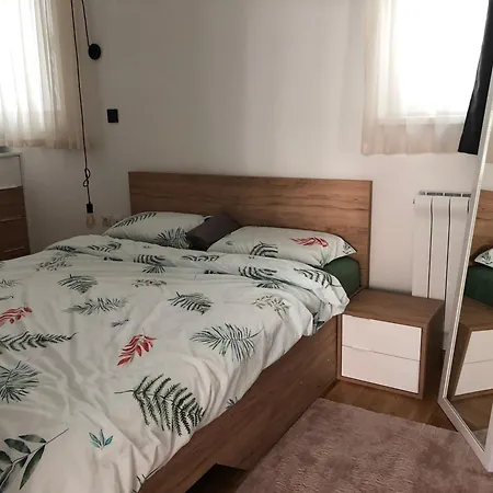 Appartamento View Duplex - Stylish 2br With Parking Skopje